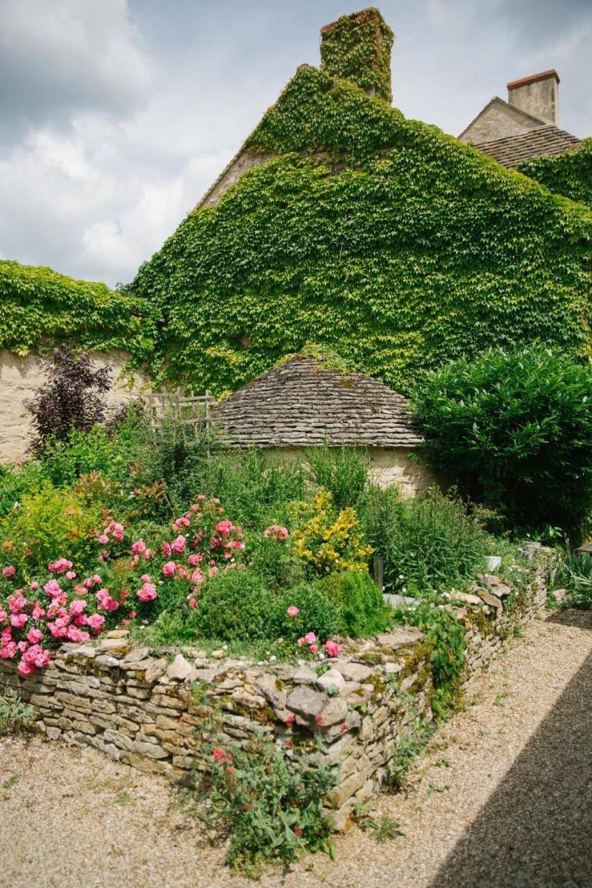 Le Hameau De Barboron Hotell Savigny-lès-Beaune Exteriör bild
